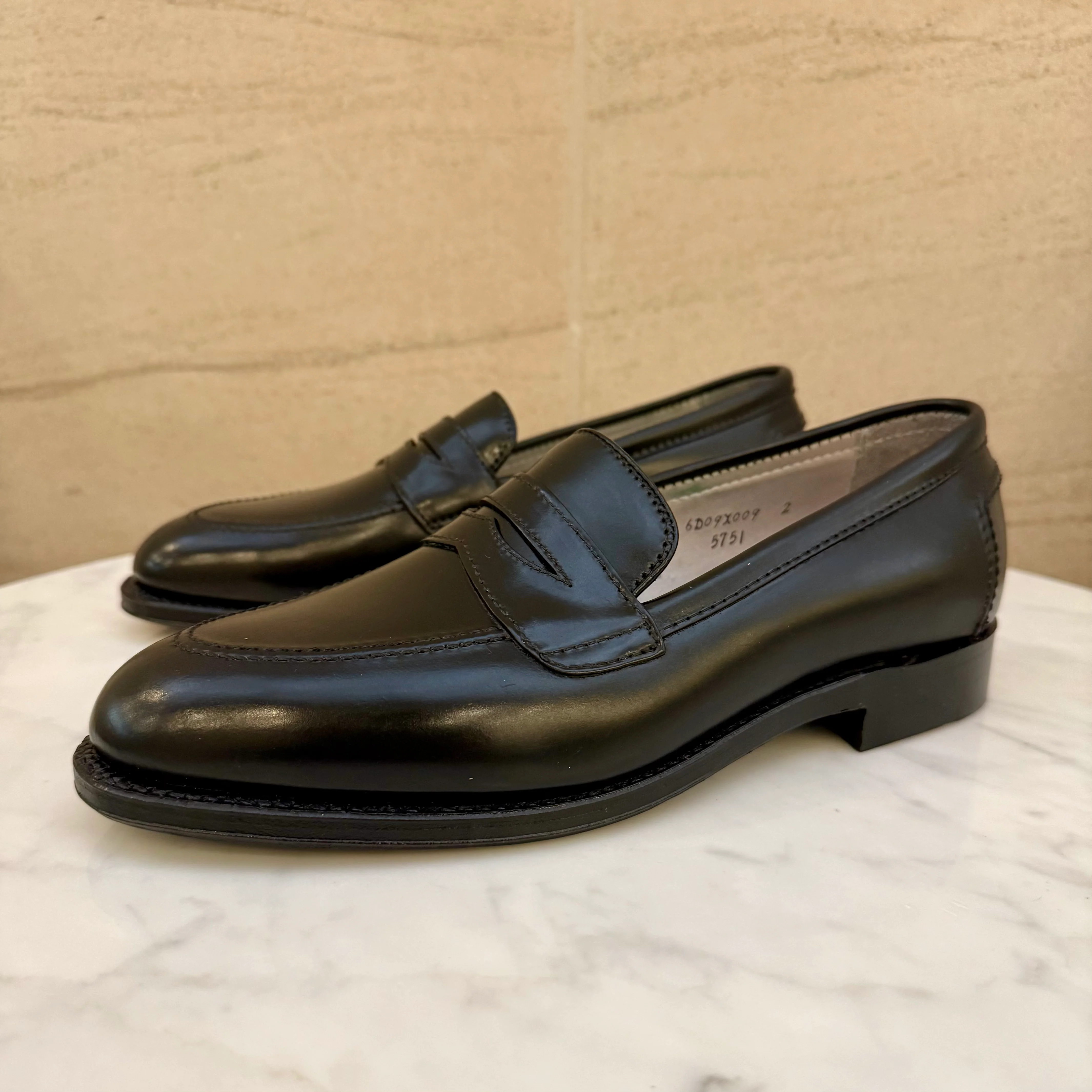 5751 - High Vamp Loafer in Black Shell - Image 3