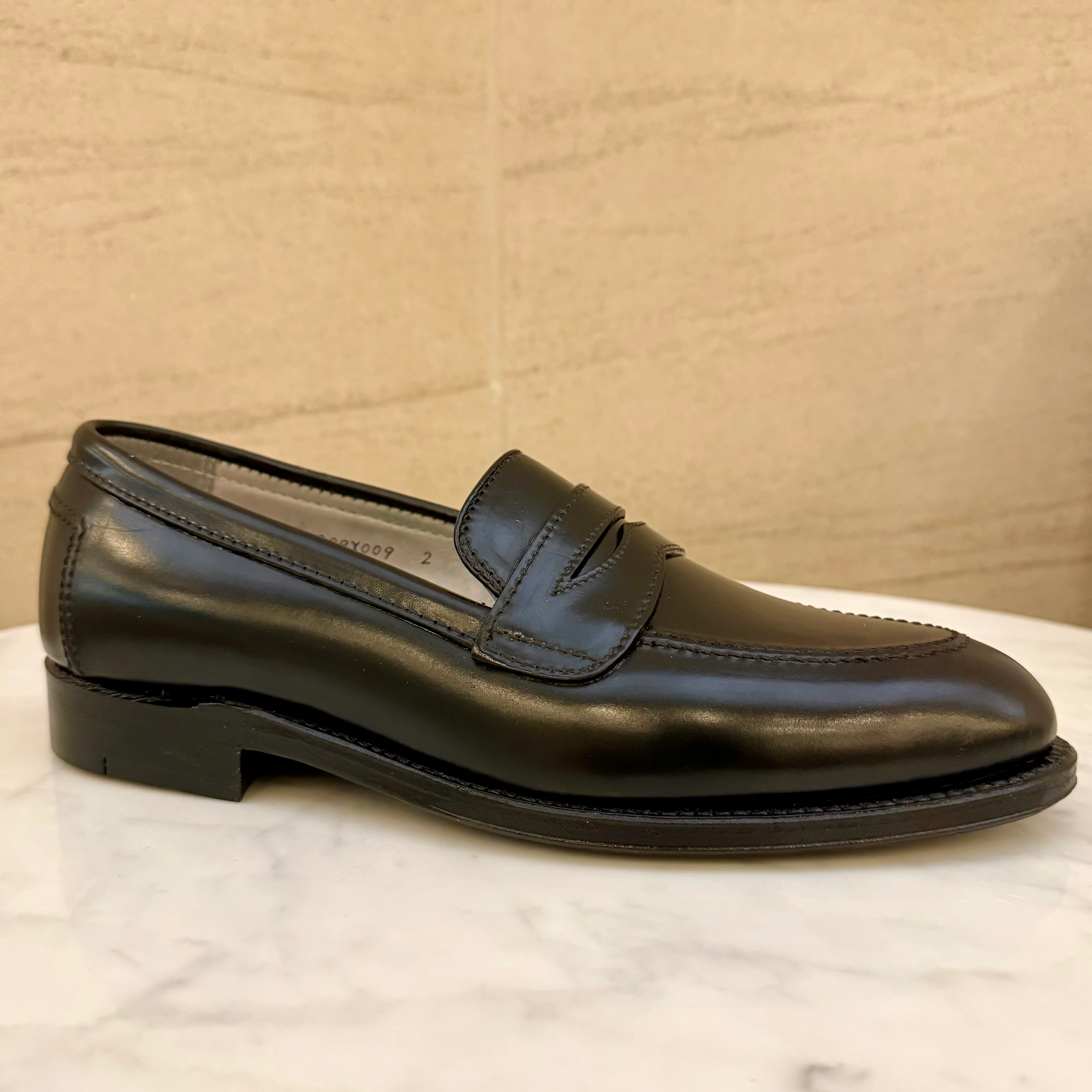 5751 - High Vamp Loafer in Black Shell - Image 5