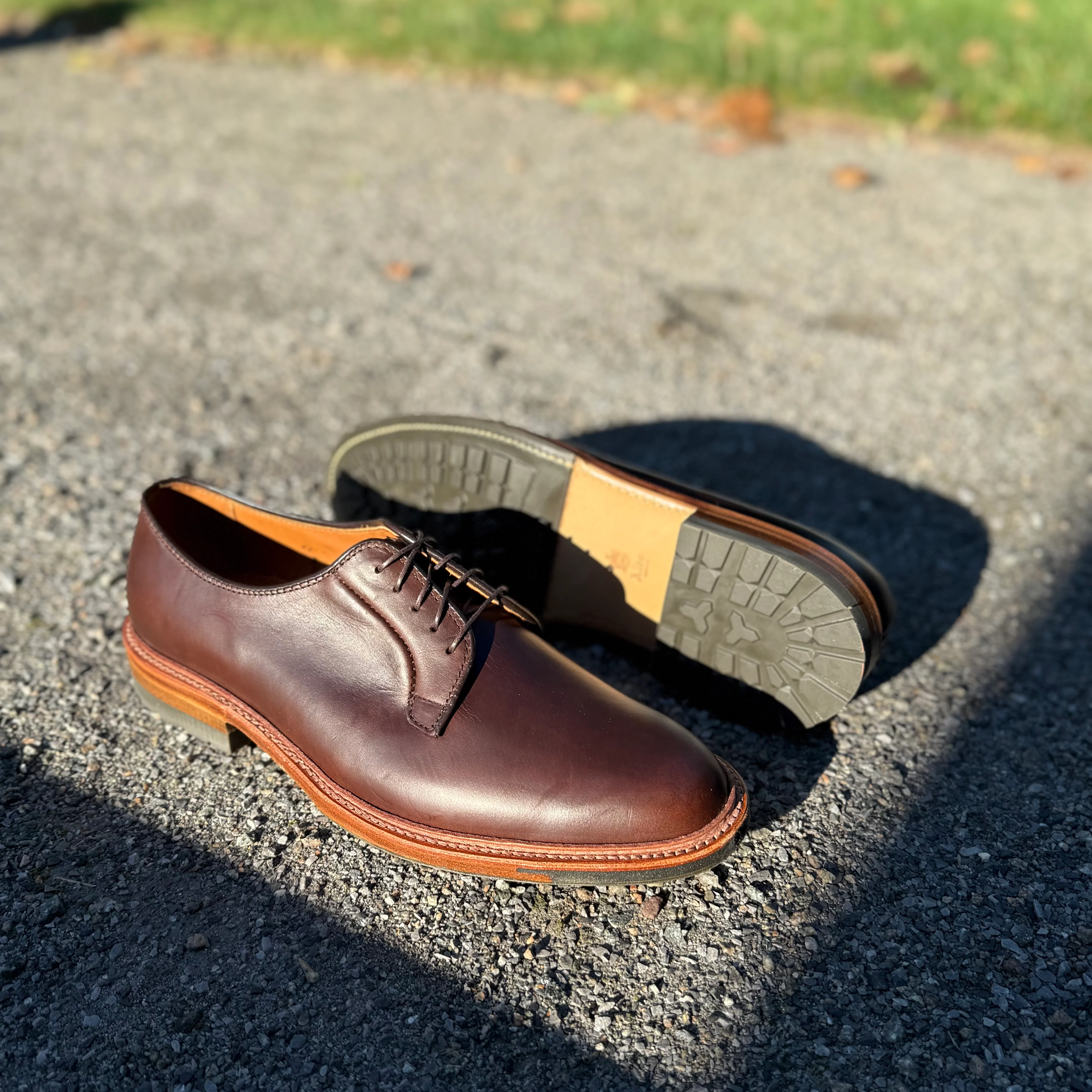 9506C - Plain Toe Blucher w Commando Brown CXL - Image 3