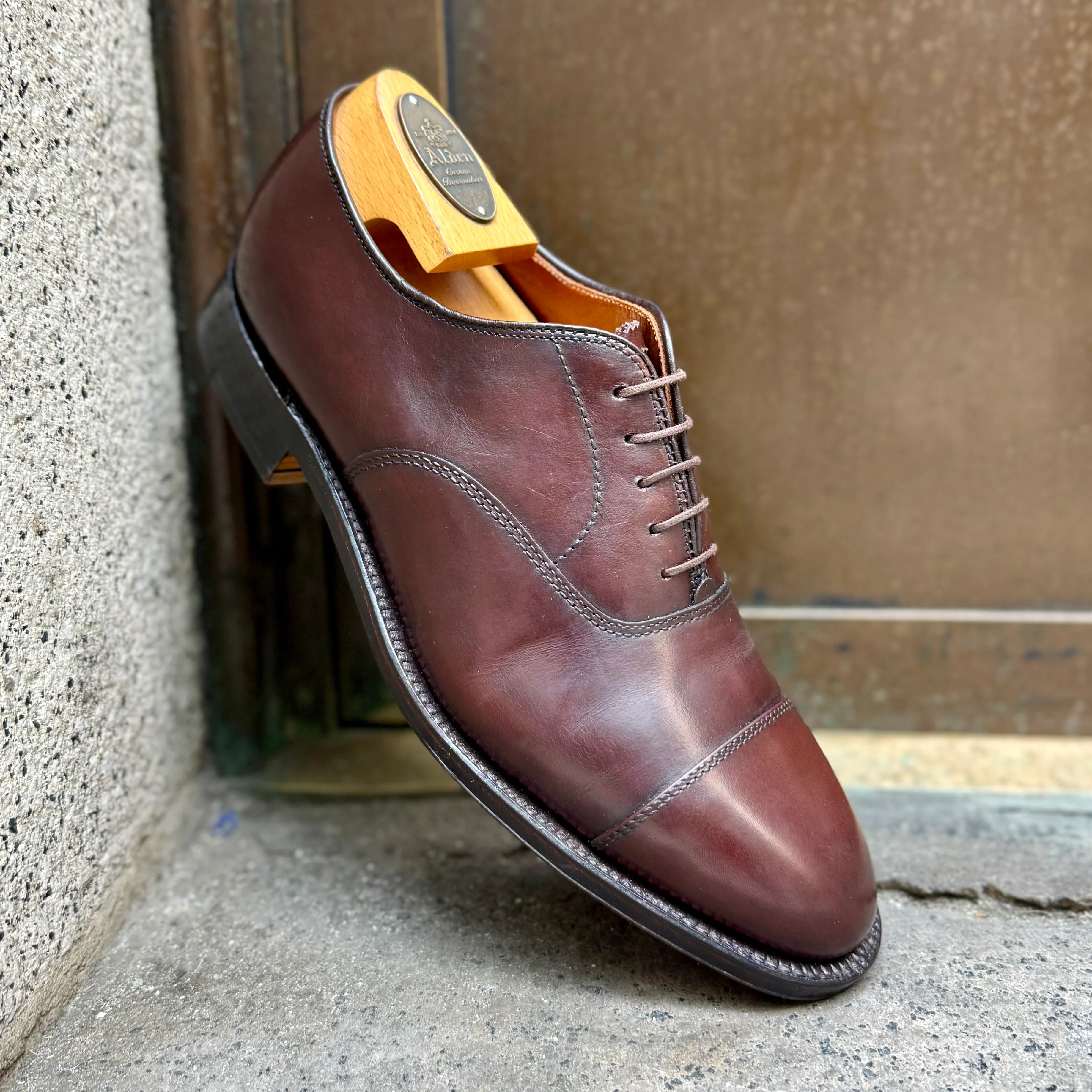 920 - Cap Toe Bal in Brown Calfskin - Image 3