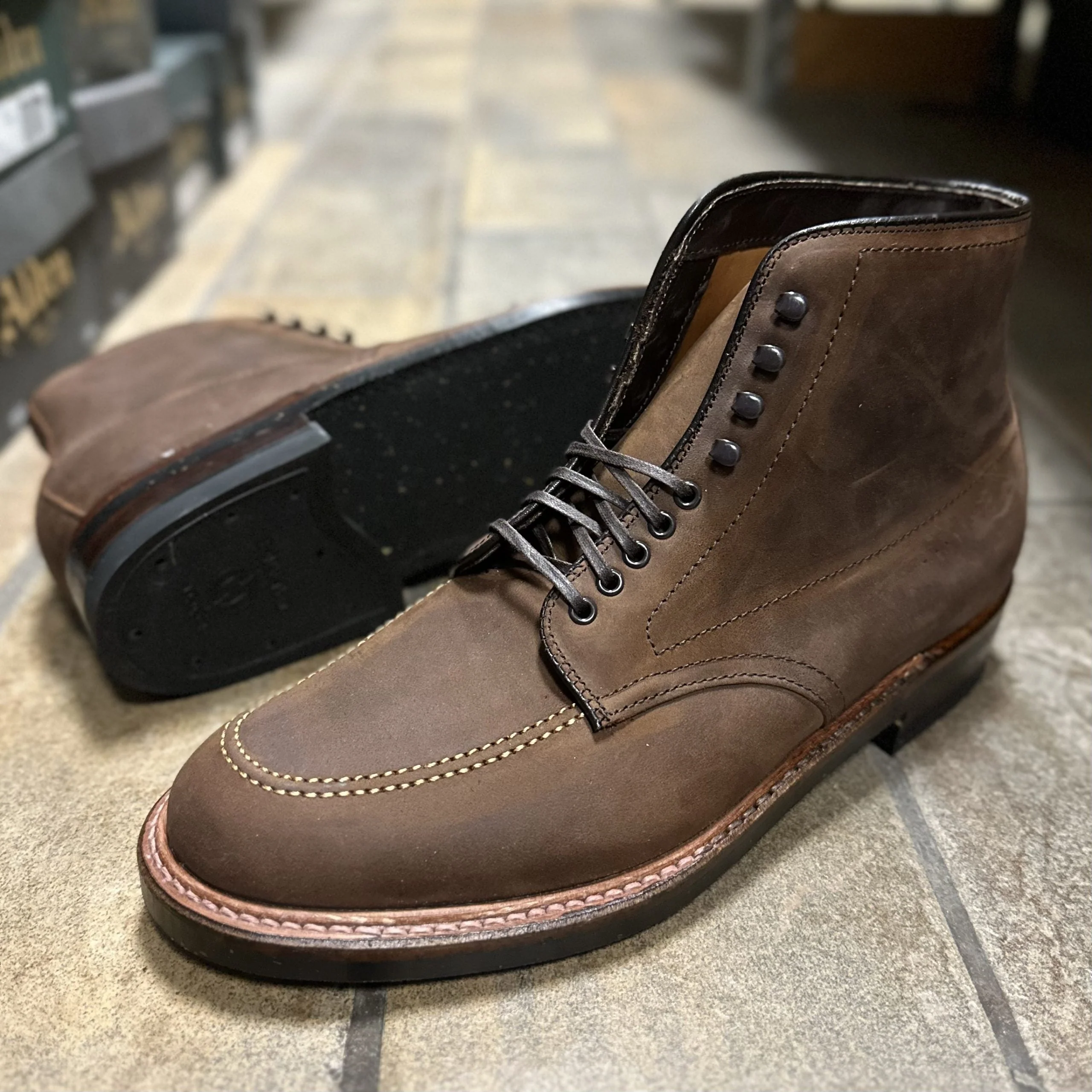 D2909H - Indy Boot in Tobacco Smooth Chamois - Image 11