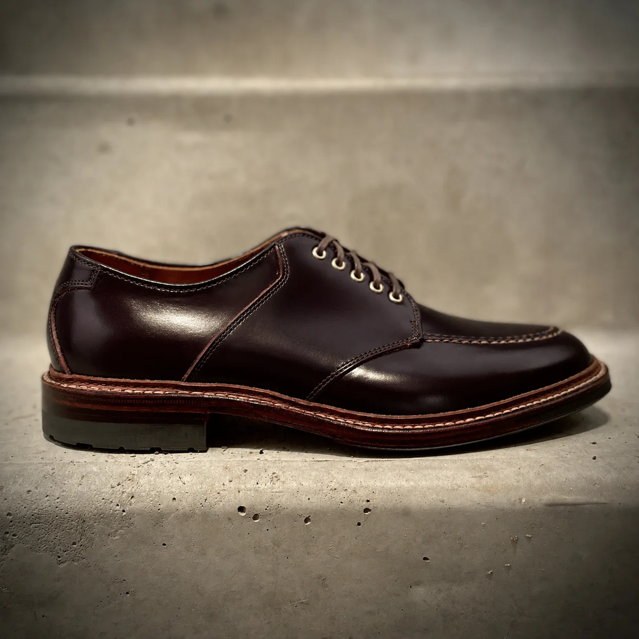 D5617 - Saddle Blucher in Color 8 Shell