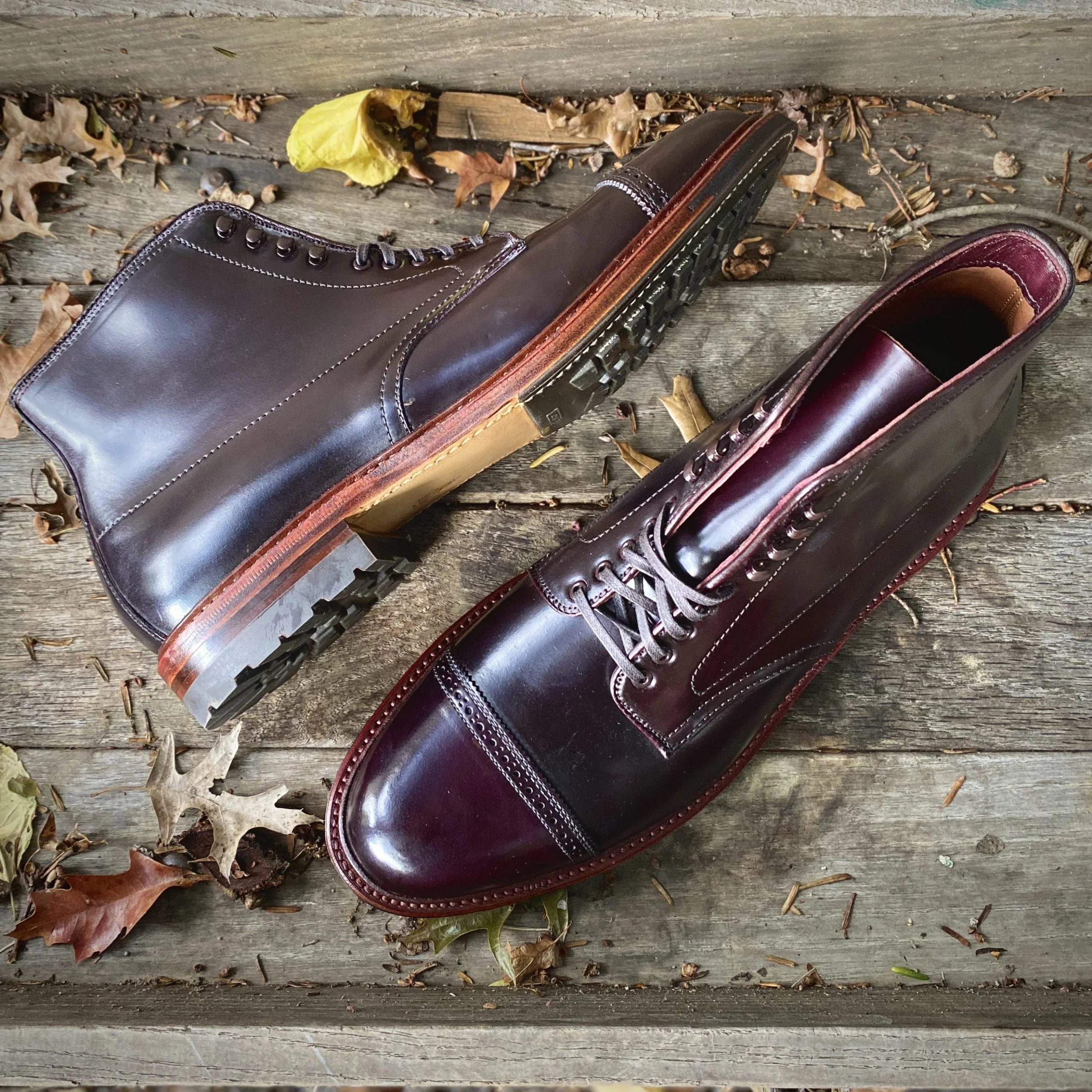 D6861HC - Jumper Boot in Color 8 Shell Cordovan - Image 4