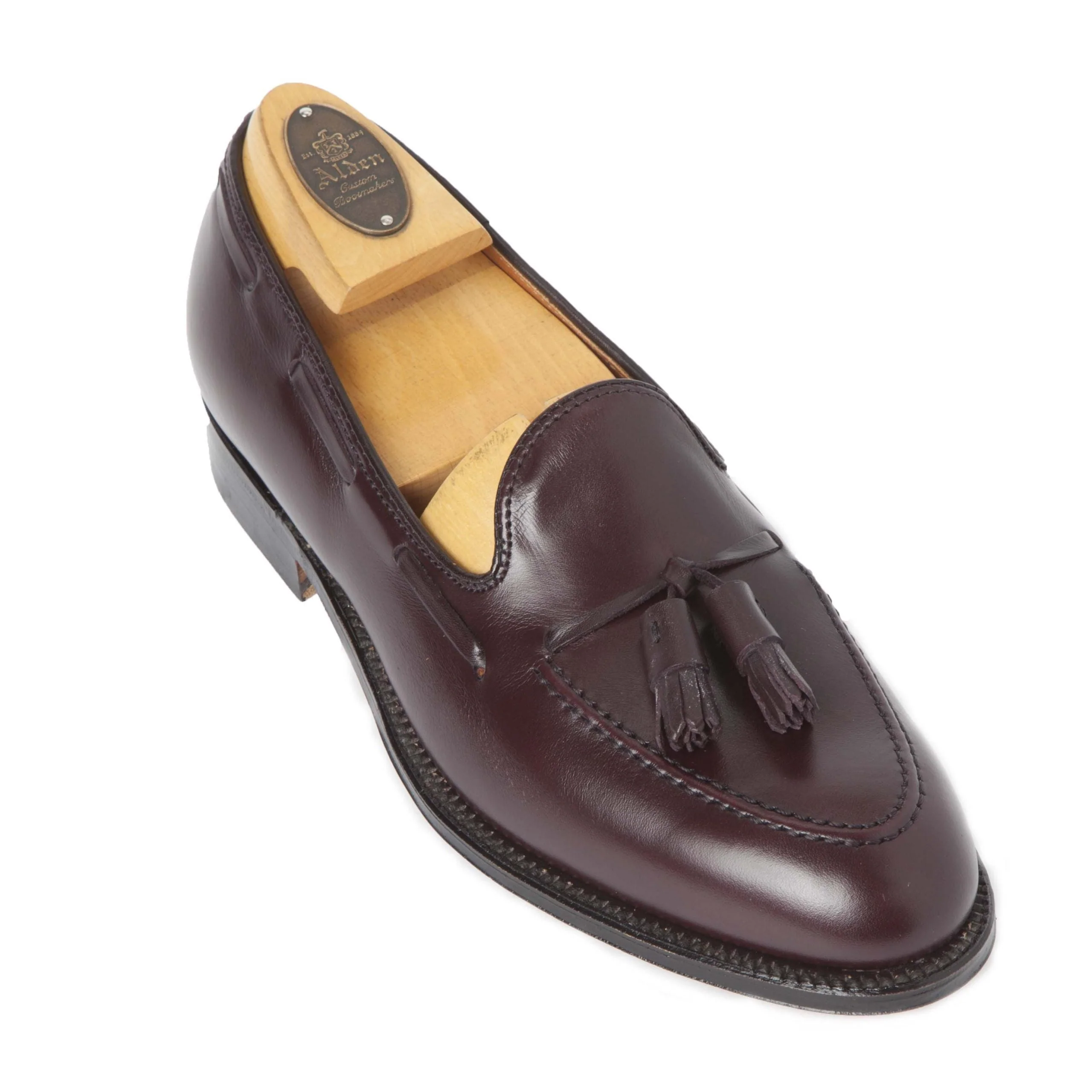 663 - Tassel Loafer in Burgundy Calfskin